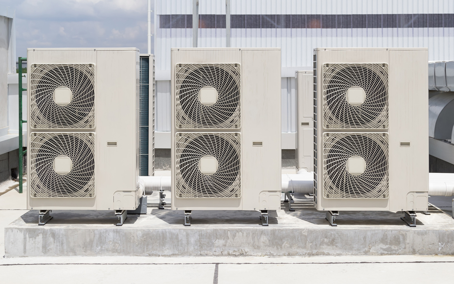 Condenser unit on the roof of an industrial plant